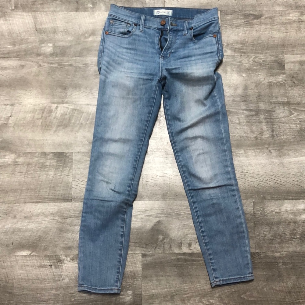 Madewell Light Wash Jeans!